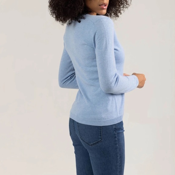 Lord&Taylor cashmere sweater - Picture 2 of 4